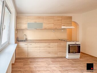 ÚTULNÝ 2 IZBOVÝ BYT S BALKÓNOM - 9