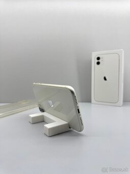 iPhone 11 WHITE TOP STAV NOVÁ BATÉRIA - 9