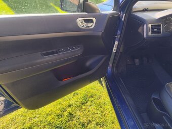 Peugeot 307 Kombi 2.0 HDi 79 kW - 9