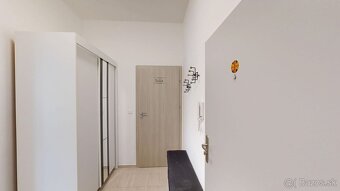 PINK Reality – Prenájom 2-izbového bytu so záhradkou v centr - 9