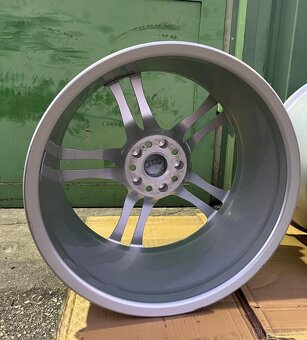 Elektróny Audi R8 , 5x112 , r19 , - 9