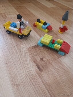 Autíčko - lego - 9
