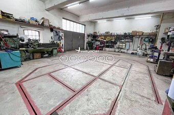 polyfunkčný objekt so 4-izbovým bytom v obci Pavlice - 9