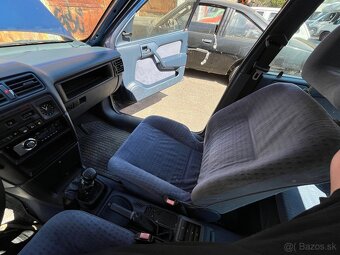 Opel Vectra A 1992 2.0i C20NE - 9