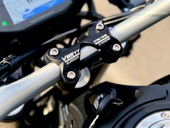 Moto Guzzi V85TT Guardia D’Onore – limitovaná edícia - 9