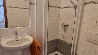 Na predaj 7-izbový rodinný dom, 305 m2, Bratislava, Staré Me - 9
