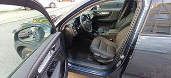 Volvo XC40 B4 Momentum Pro AWD A/T - 9