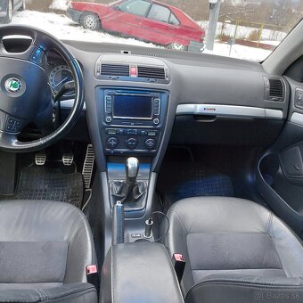 ŠKODA OCTAVIA SCOUT 2.0TDI 4X4 M6 COMBI - 9