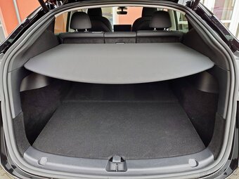 Tesla Model Y 2023 Long Range Dual Motor 378kW - 9
