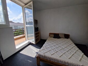 Prenájom 2-izbového bytu s TERASOU – Centrum Košíc, Štúrova - 9
