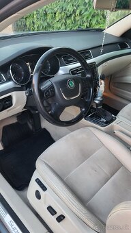 Skoda superb combi 2.0TFSI - 9