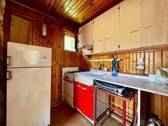 Rekreačná chata v Čani pri jazere s peknou záhradkou - 9