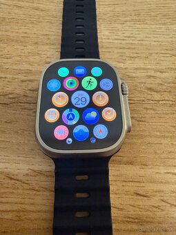 Apple Watch Ultra 2 Titanium - 9