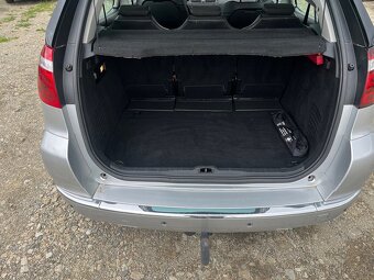 Citroen C4 Picasso A/T 2013 178 000 km 2.0 HDi 110kw - 9