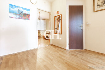 ŠTEFÁNIKOVÁ - 3 izbový byt - Čiastočná rekonštrukcia - Vynik - 9