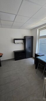 OBCHODNÉ PRIESTORY DP-čko Vranov/T.-150m2 - 9