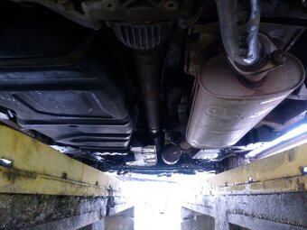 Toyota rav4 2,2 d-cat 130 kW - 9