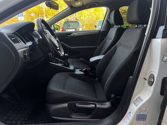 Volkswagen Jetta 1.2 TSI Comfortline - 9