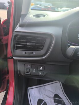 Kia Stonic 1.2 DPi 58 kW M5 MY25 Silver + Silver pack - 9