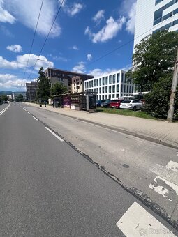 Chces zacat podnikat a hladas napad? Kiosk 24/7 s automatmi - 9