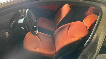 Predám Citroen C2 1,4 HDi Automat - havarované - 9