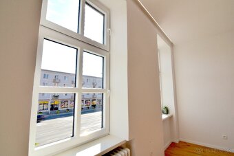 Zrekonštruovaná SMART kancelária s parkovaním v centre Nitry - 9