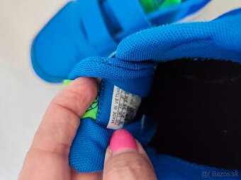 tenisky vel.35 cena za balik - 9