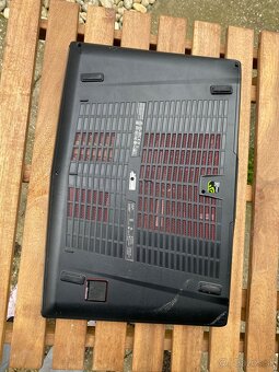Herný Notebook MSI GT72S 17”i7-6820HK,8GBDDR4,GTX980M,256GBS - 9
