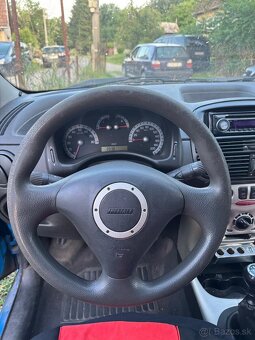 Fiat Punto 1.2 - 9