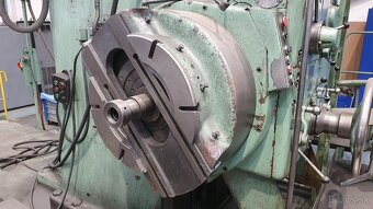 ŠKODA HVF 160 D / vodorovná vyvrtávačka desková - 9
