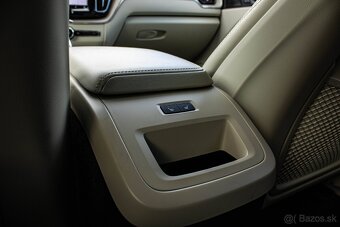 Volvo XC60 B5 184kW mHEV Inscription AWD A/T - 9