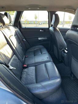 Predám Volvo V50 - 9