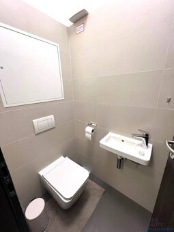 PREDAJ moderný, zariadený 2 izb. byt v lokalite BORY, H.Poni - 9