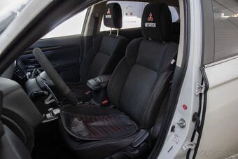 Mitsubishi Outlander 2.4 PHEV 99kw CVT 2019 - 9