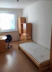 Krásny 4 izbový zrekonštruovaný a zariadený byt - 9
