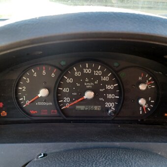 Kia Sorento 2.5 crdi 4x4 - 9