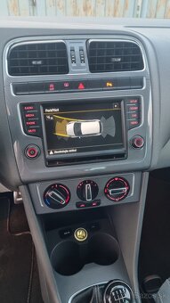 Volkswagen Polo - 9