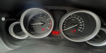 Predám Mazda 6 GH kombi - 9