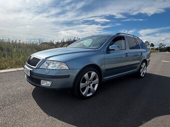 Škoda Octavia L&K 2.0 FSI DSG - 9