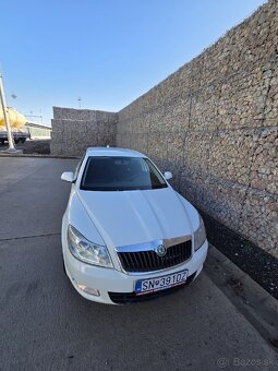 Škoda Octavia 2 facelift 1.6 TDI (77kw) - 9