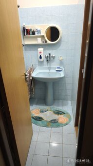 Spoločné bývanie v rodinnom dome. - 9