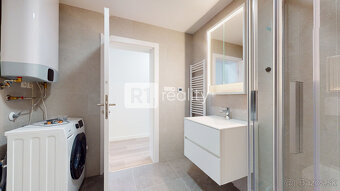 Jedinečný 2 izbový byt 53,2 m2 +2 x balkón, parking, Piešťan - 9