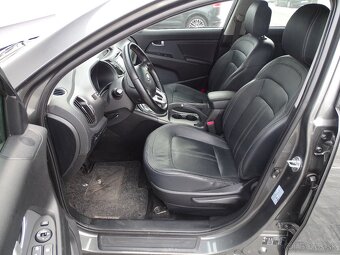 Kia Sportage 2.0 CRDi - 9