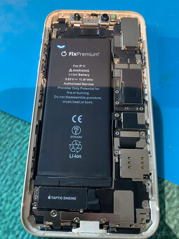 Iphone 11 128 GB Biely - 9