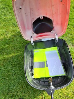 Elektrický skuter z dvoma batériami. - 9