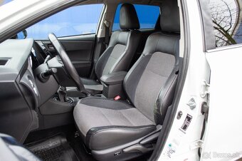 Toyota Auris 1.6 l D-4D - 9