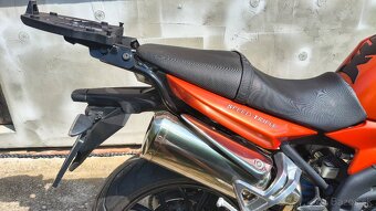 Triumph SPEED TRIPLE 1050 - 9