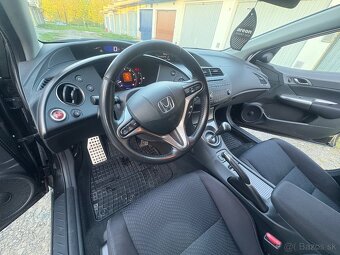 Predám hondu civic 1.8 vtec 8g 2009 - 9