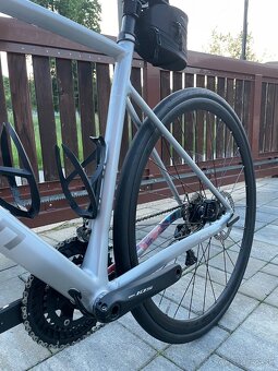 Polygon Strattos 550 cestný bicykel - 9