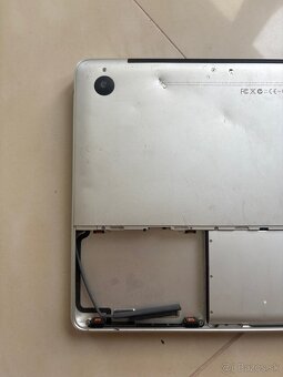 Apple MacBook Air 2011 - 9